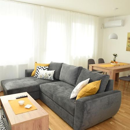 Suncokret Apartmani Loznica Luaran gambar