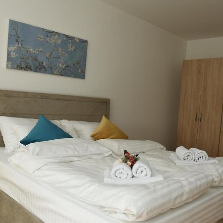 Suncokret Apartmani Loznica Luaran gambar