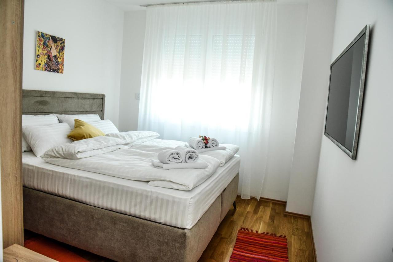 Suncokret Apartmani Loznica Luaran gambar
