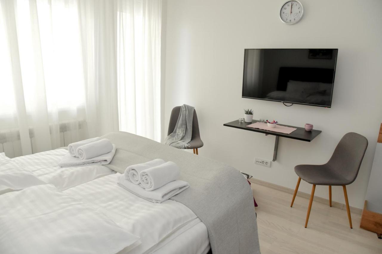 Suncokret Apartmani Loznica Luaran gambar
