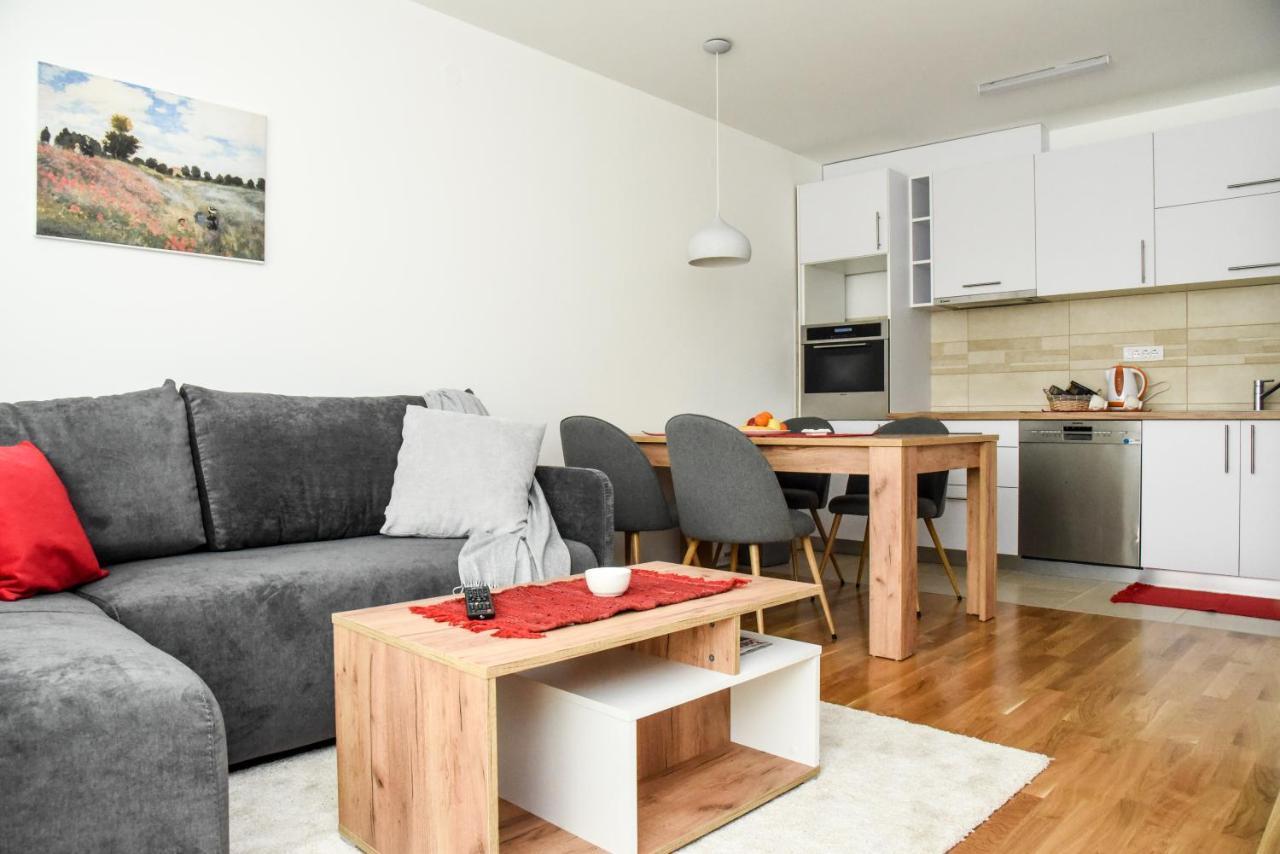 Suncokret Apartmani Loznica Luaran gambar