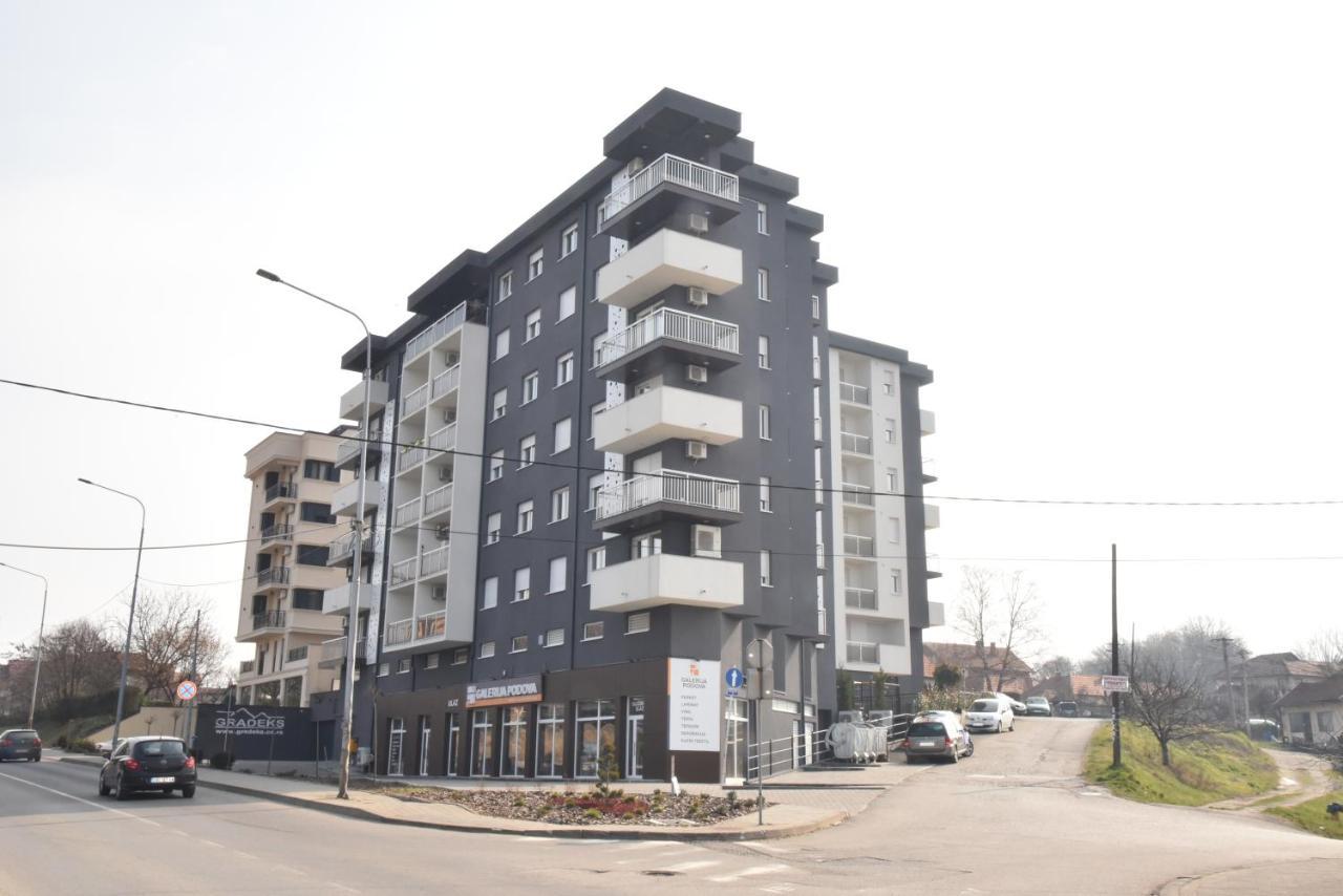 Suncokret Apartmani Loznica Luaran gambar