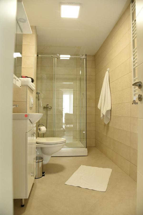 Suncokret Apartmani Loznica Luaran gambar